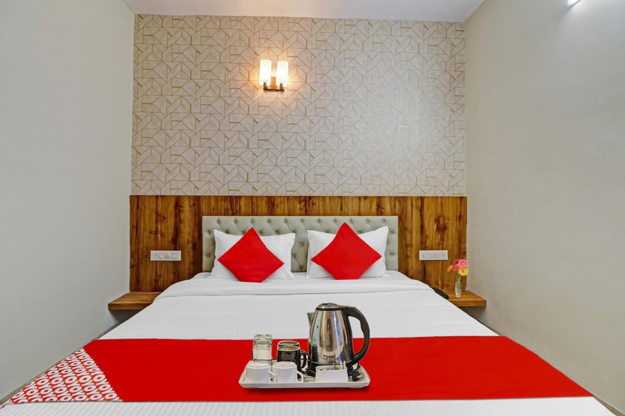Super Collection O Global Stay Near Kengeri Bus Terminal Metro Station Бангалор Экстерьер фото