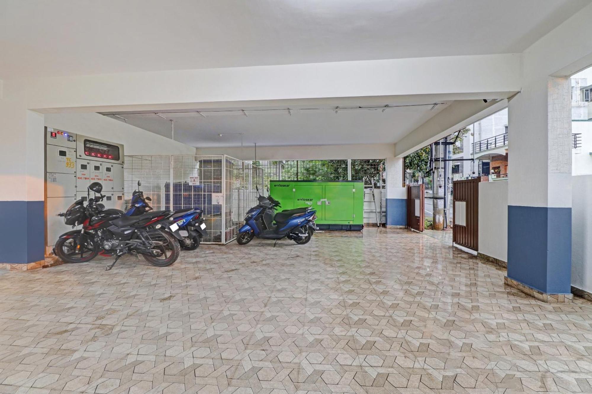 Super Collection O Global Stay Near Kengeri Bus Terminal Metro Station Бангалор Экстерьер фото